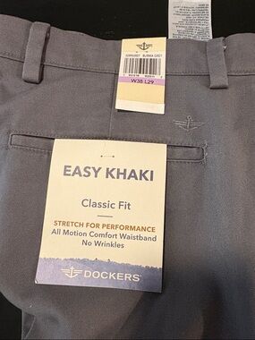NEW Dockers Easy Khaki Classic Fit Men’s Pants — Burma Grey